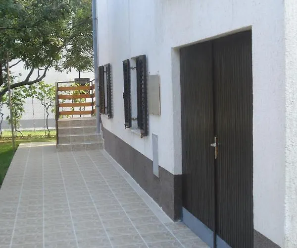 Apartman Mikulic Ližnjan