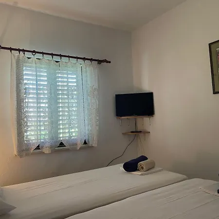 Mikulic Apartment